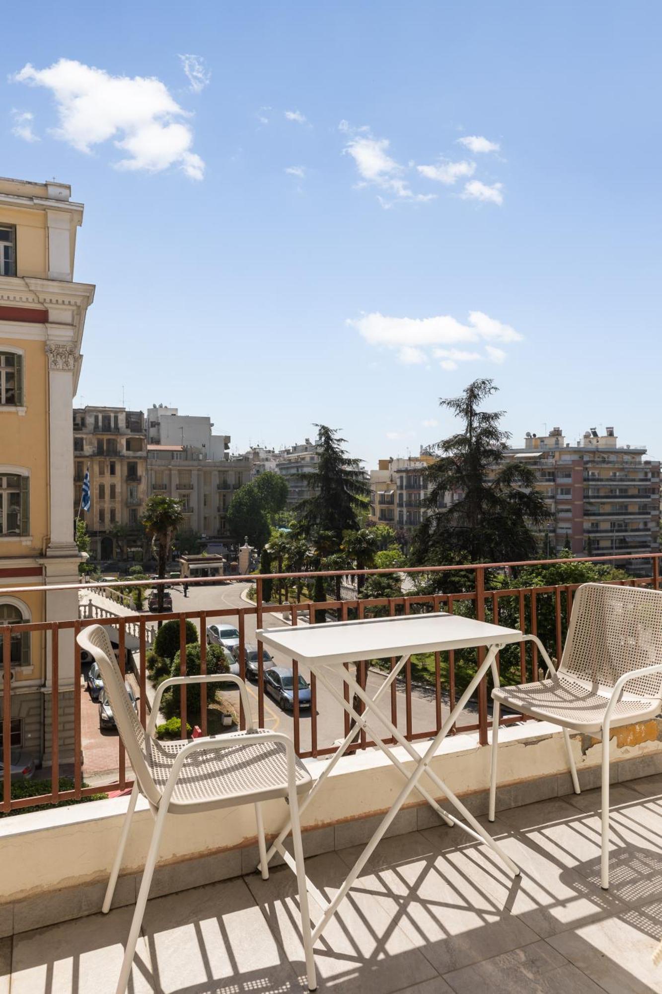 Liberty Apt By Halu! Apartments Thessaloniki Buitenkant foto
