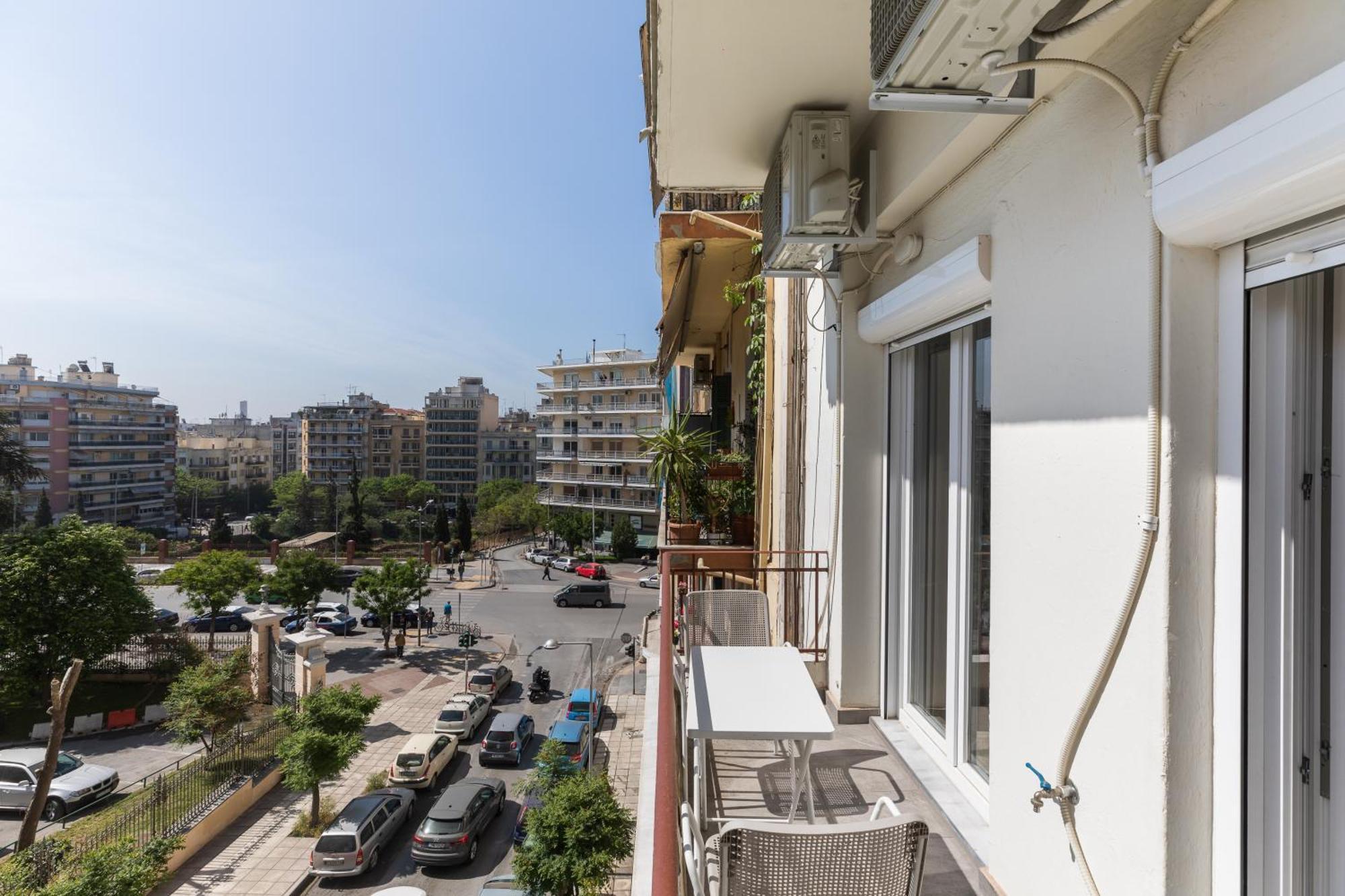 Liberty Apt By Halu! Apartments Thessaloniki Buitenkant foto
